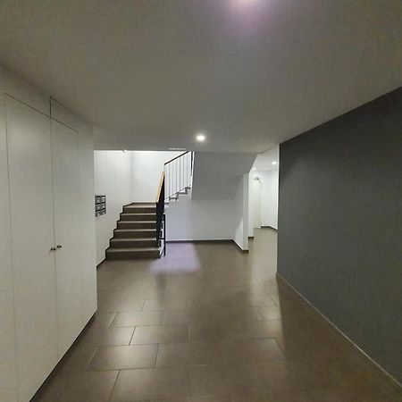 Piso en el Burgos Histórico Apartamento Exterior foto