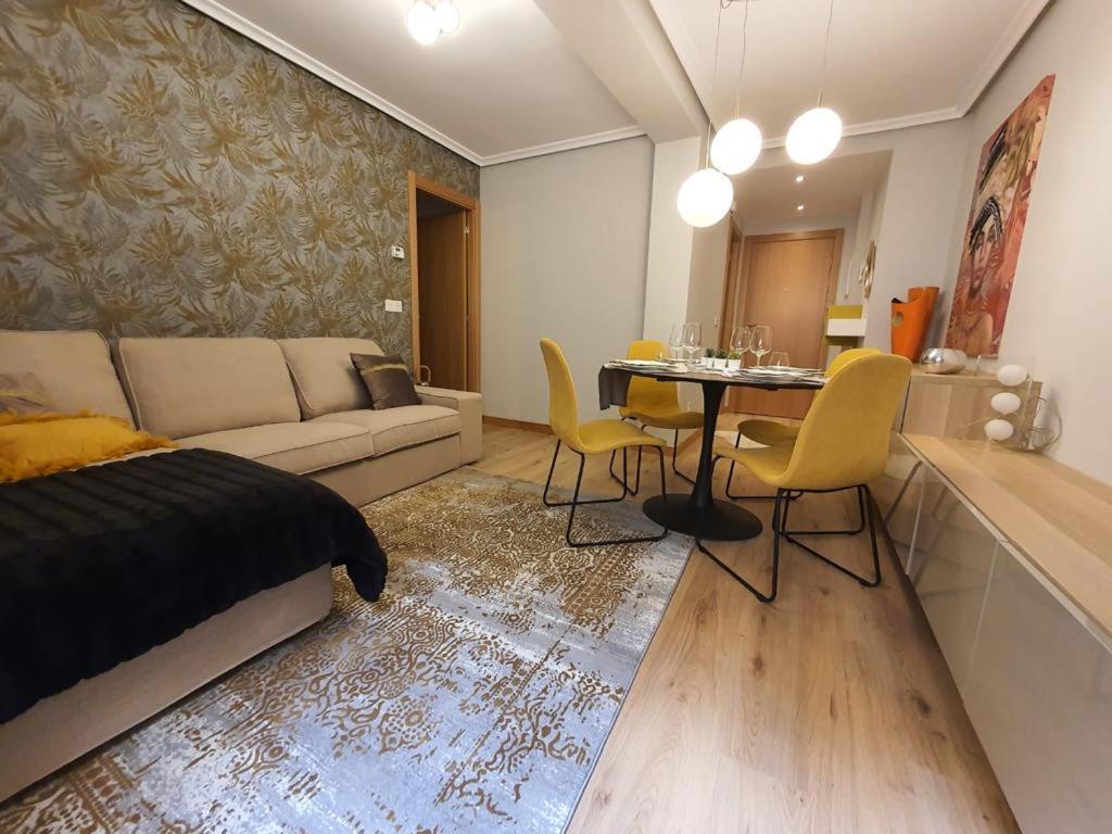 Piso en el Burgos Histórico Apartamento Exterior foto